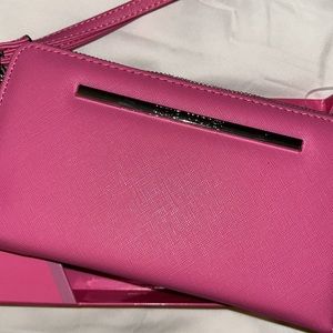 Steve Madden Bzippy boxed wallet